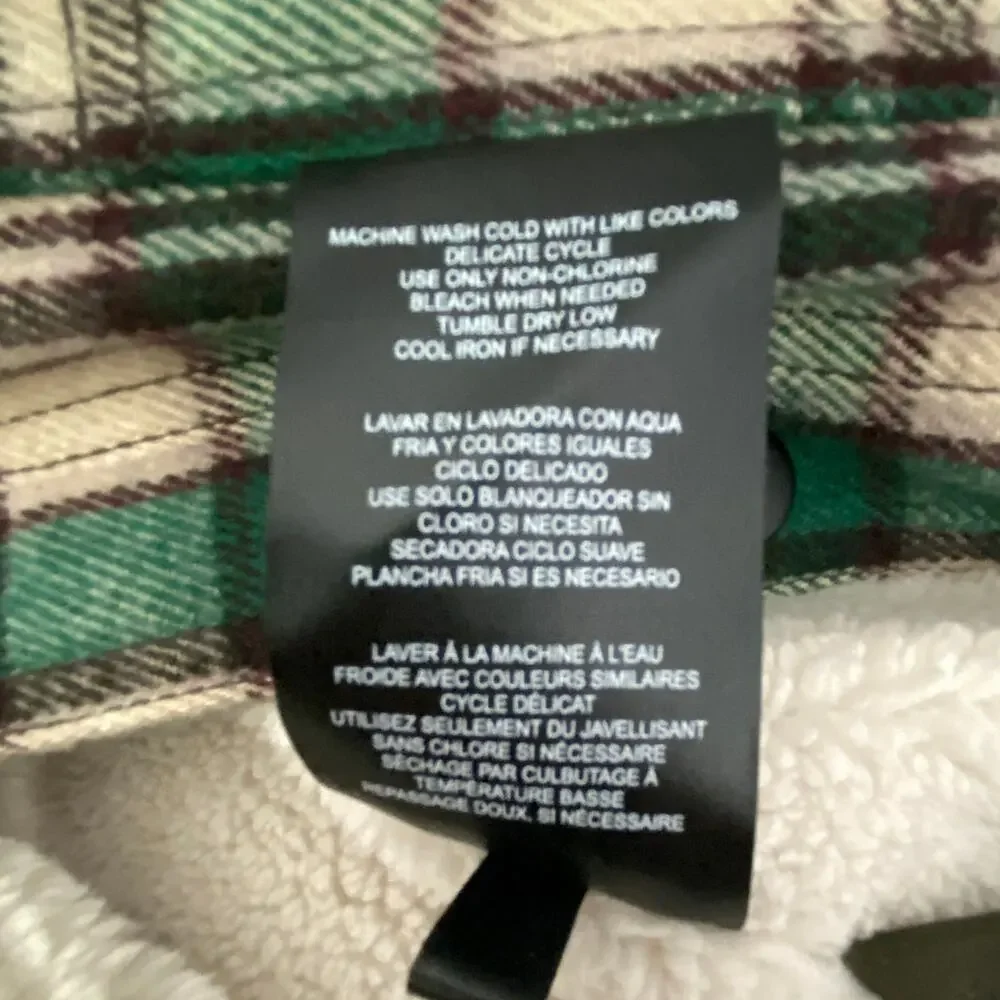 Bass Outdoors Men's Large Sherpa-Lined Jacket Green Plaid NEW